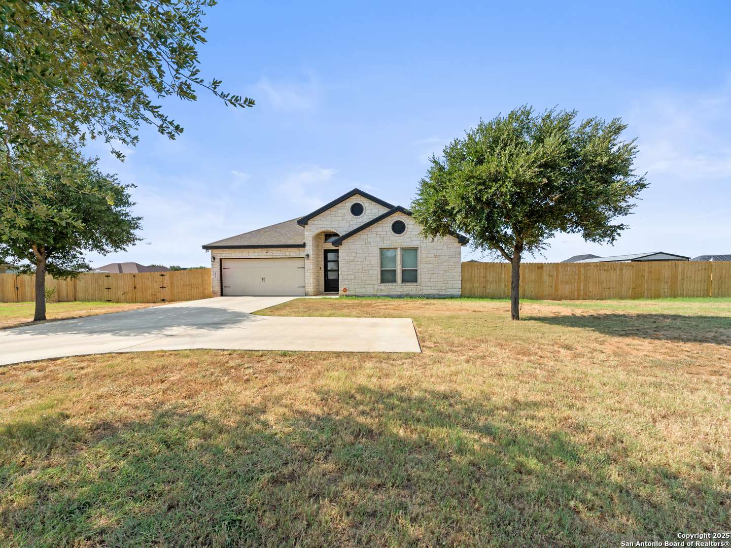Lytle, TX 78052,132 medium meadow
