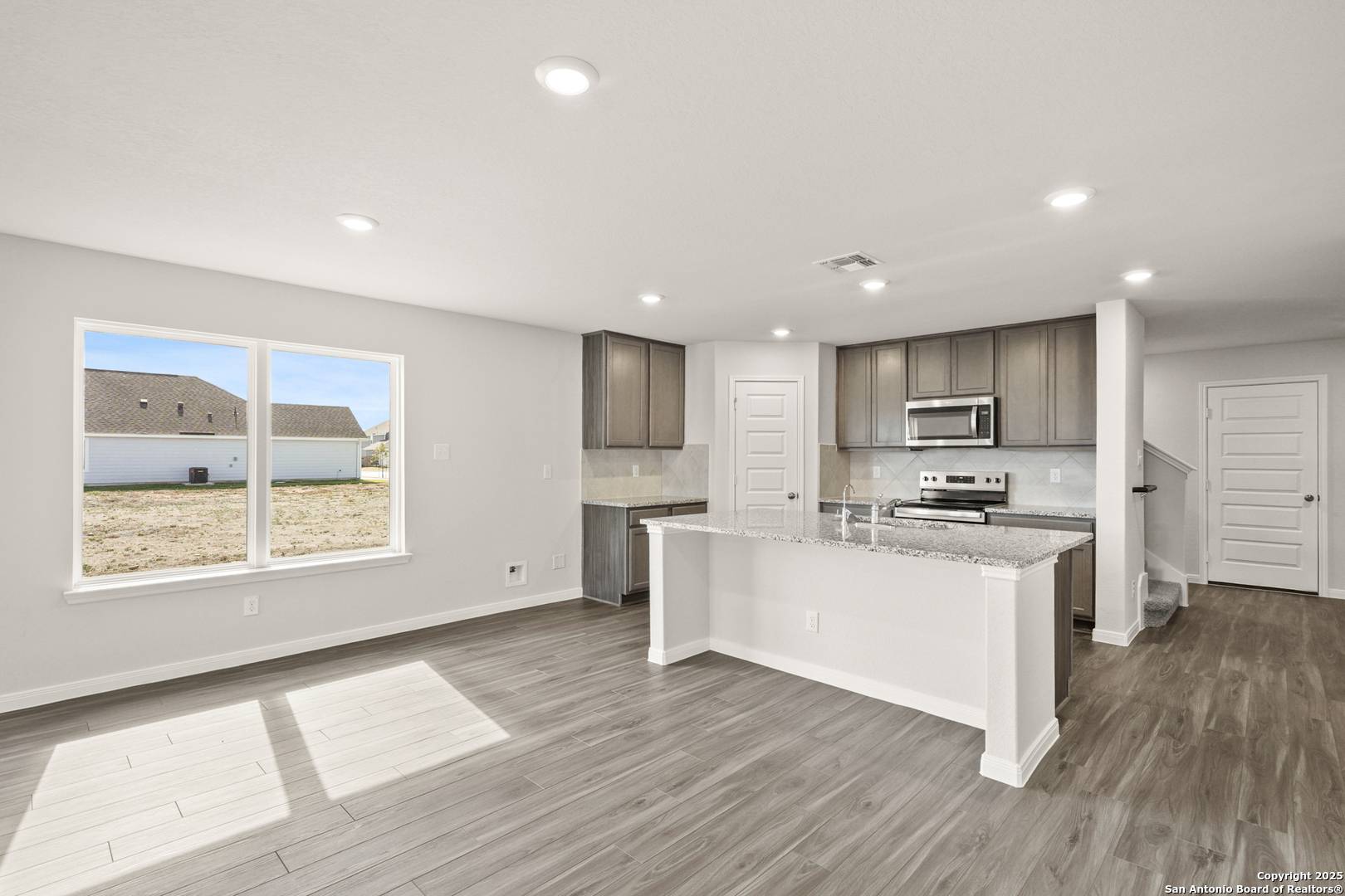 Seguin, TX 78155,517 Lina Way