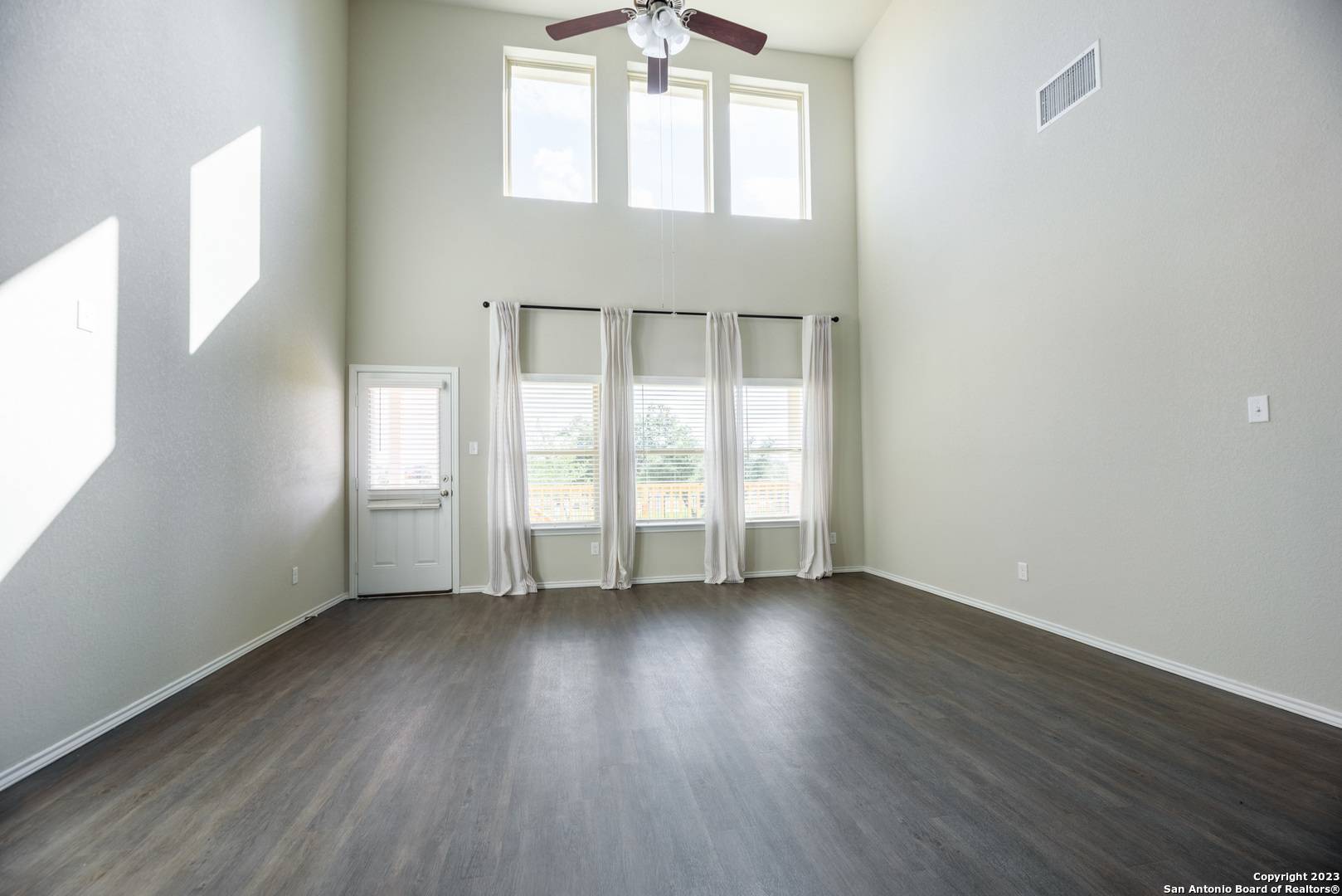 New Braunfels, TX 78132,1609 Ranch House