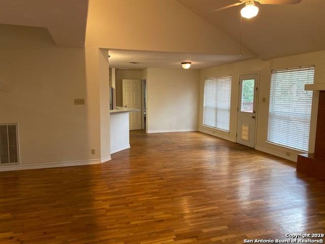 San Antonio, TX 78232,1907 Summerwood Dr