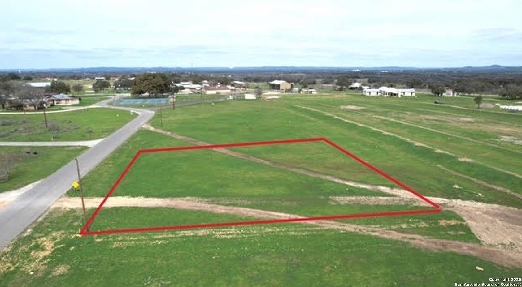 Bandera, TX 78003,831 Flying L