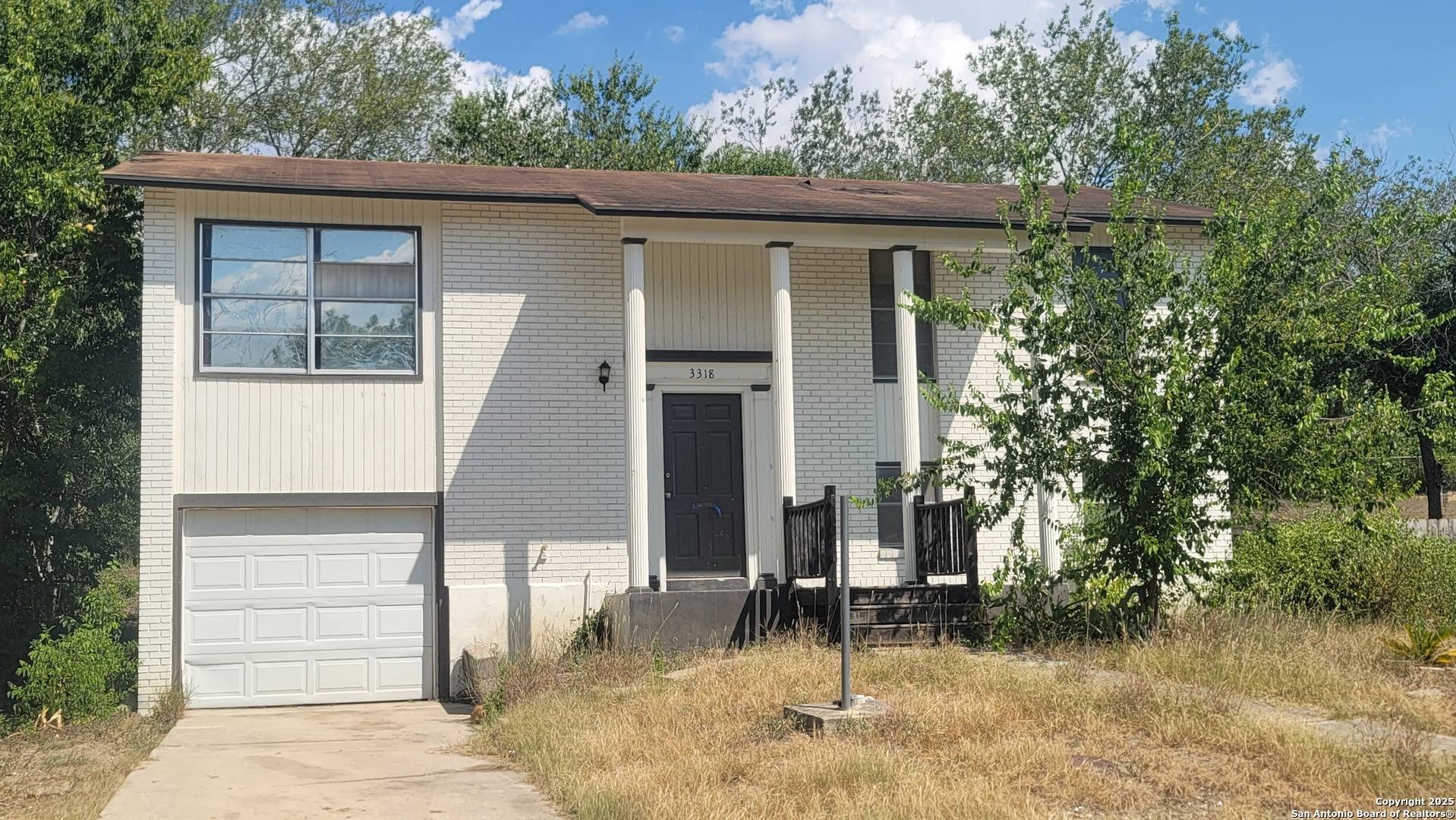 San Antonio, TX 78223,3318 Bob Billa