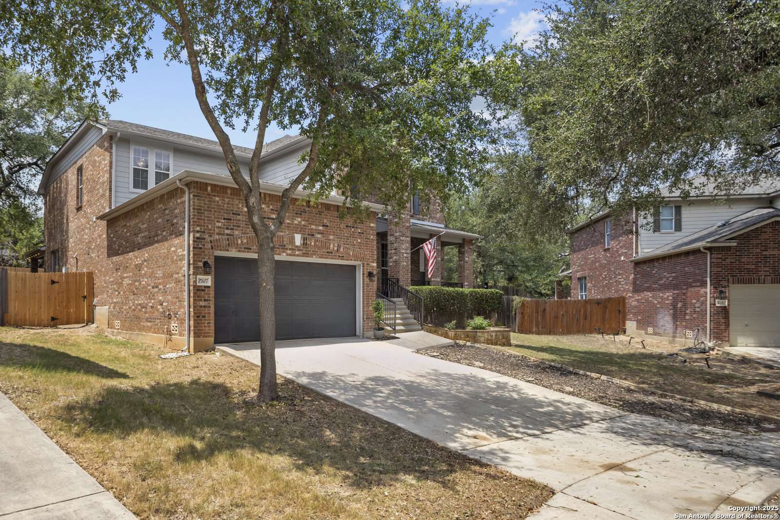 San Antonio, TX 78255,25127 Royal Land