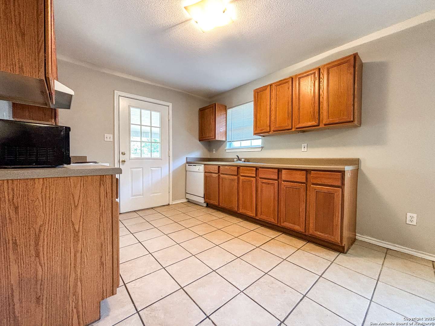 New Braunfels, TX 78130,1133 Misty Acres