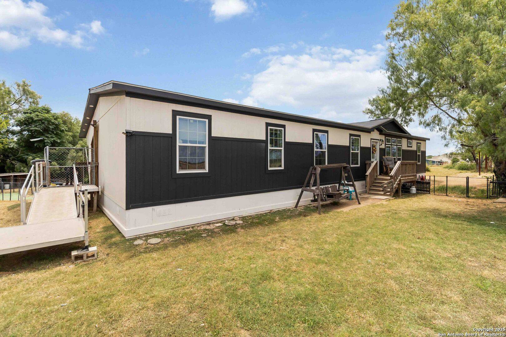 Lytle, TX 78052,13598 old frio city