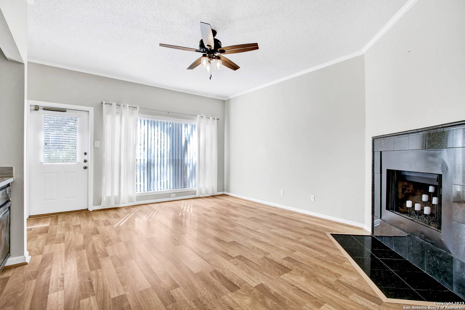 San Antonio, TX 78216,829 W Bitters UNIT APT 404