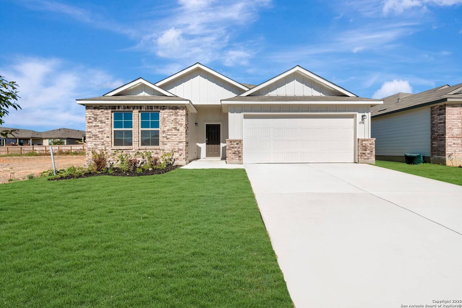 Seguin, TX 78155,1116 Limestone Ridge