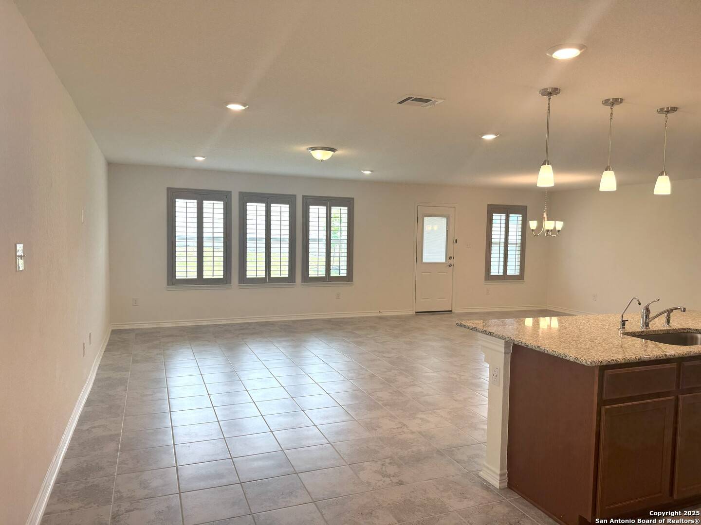 San Antonio, TX 78245,2006 Prometheus Cv