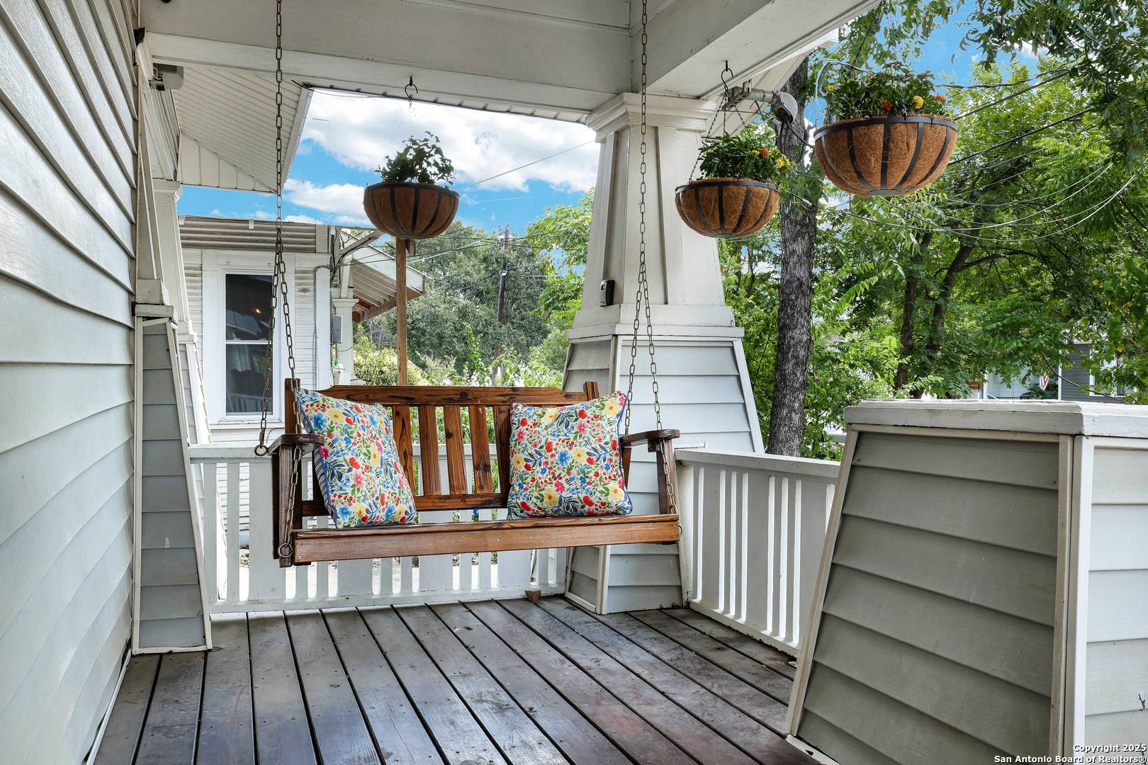 San Antonio, TX 78212,617 E Park Ave