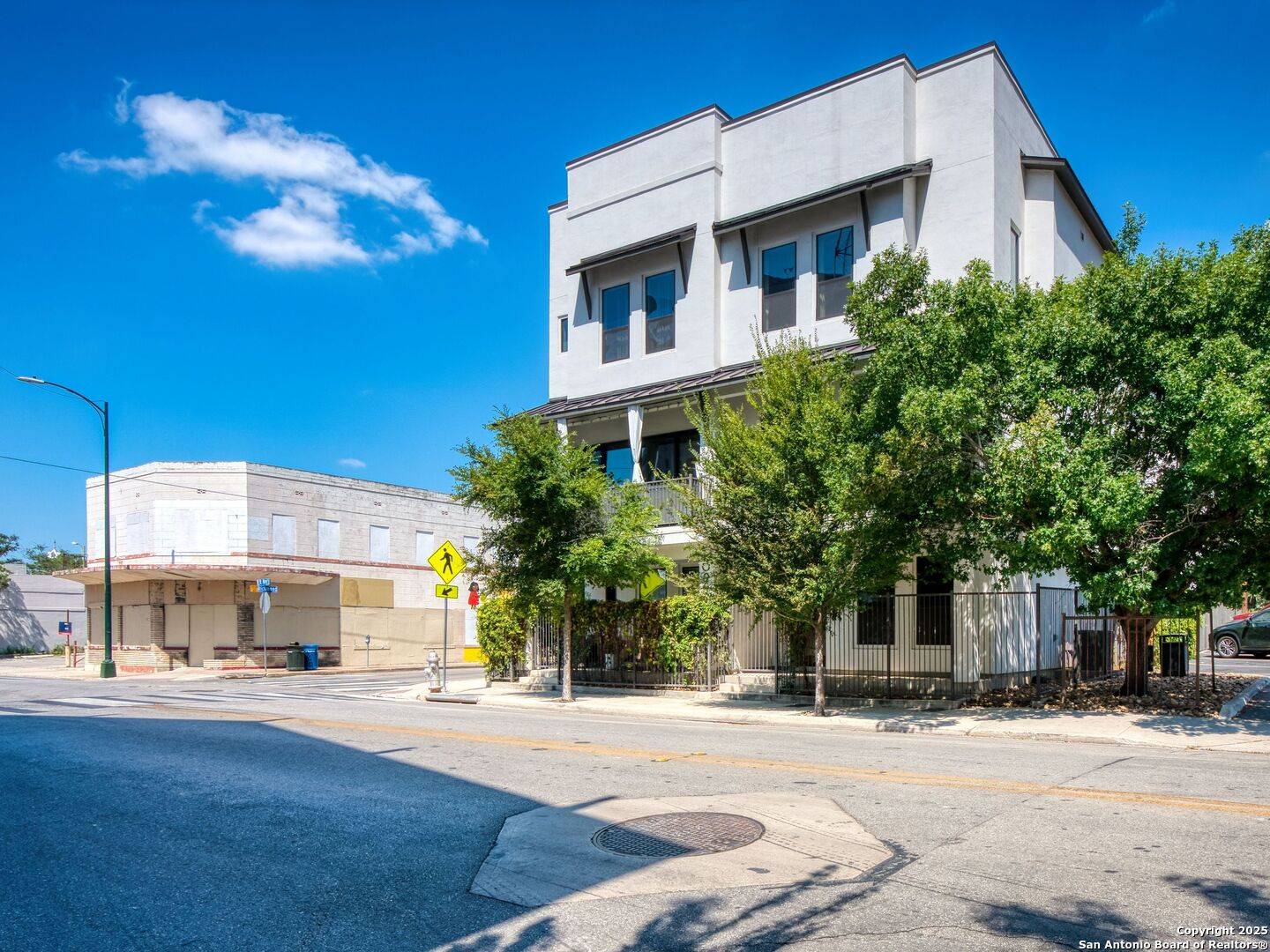 San Antonio, TX 78205,825 Saint Mary's Street UNIT 102