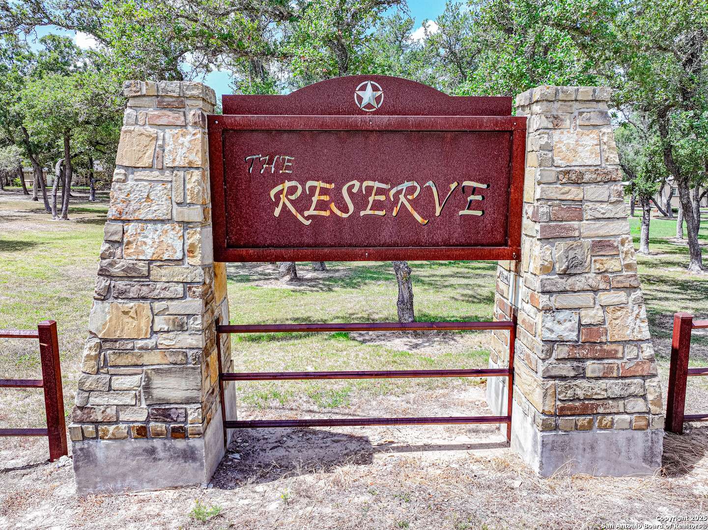 La Vernia, TX 78121,104 Reserve Court