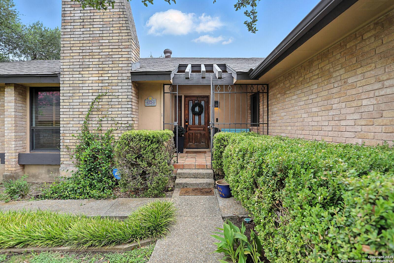 San Antonio, TX 78249,4534 Black Walnut Woods