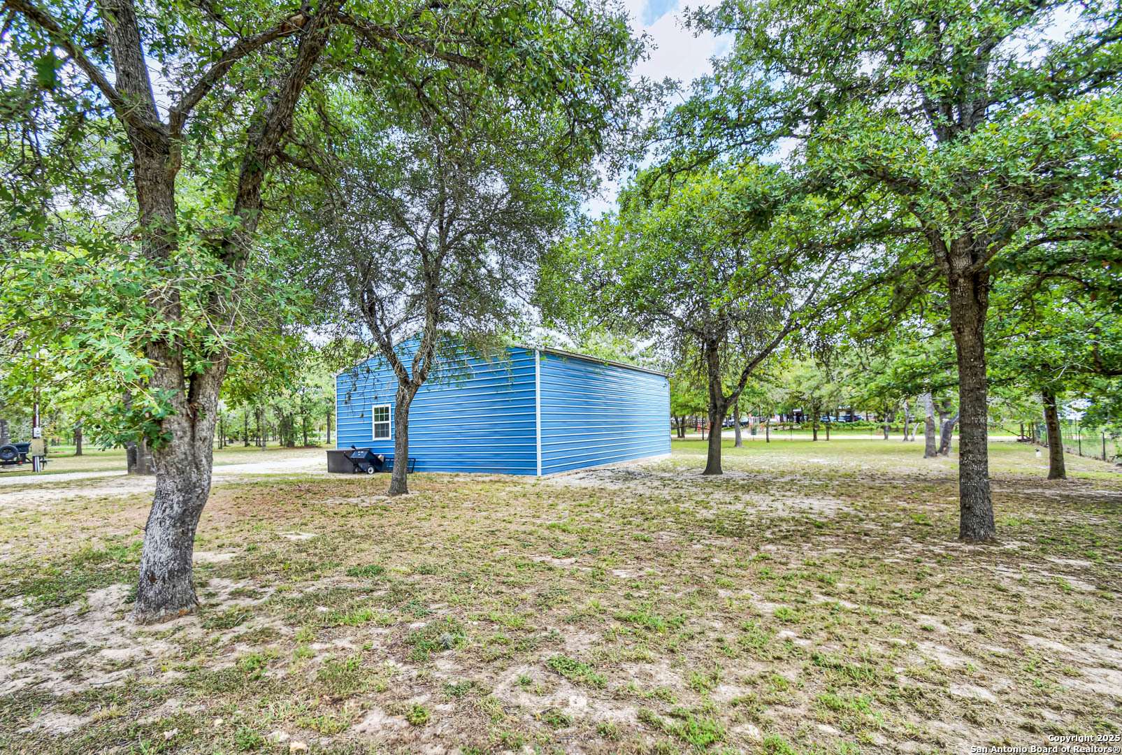 Seguin, TX 78155,144 Dinks