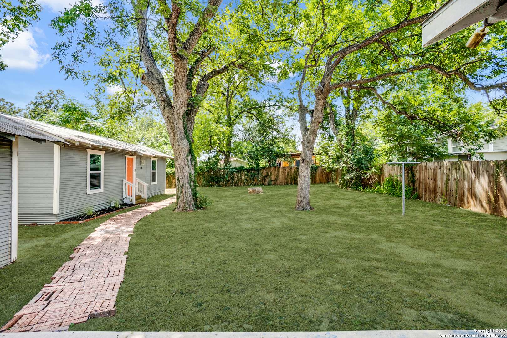 San Antonio, TX 78202,1108 Center