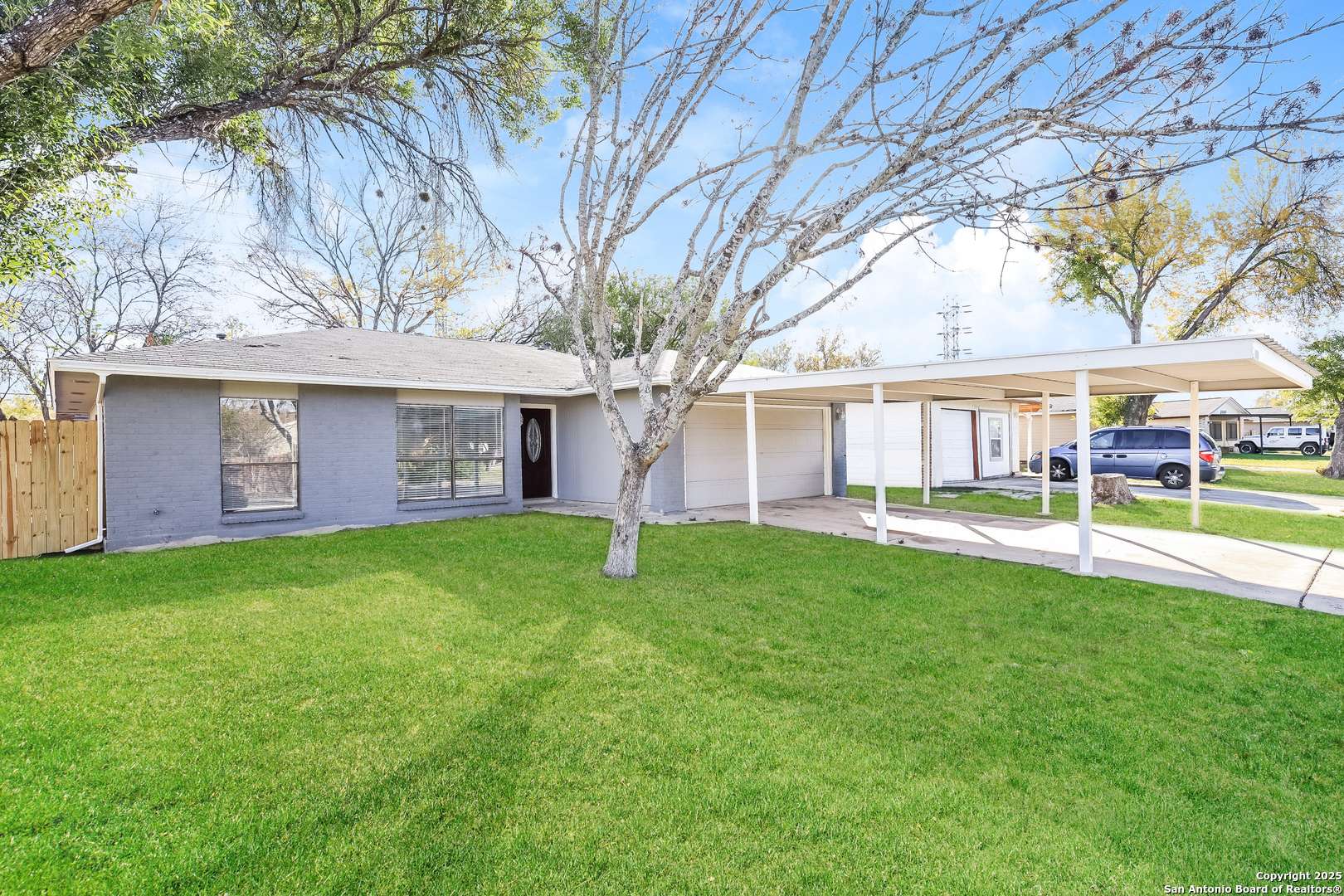 Kirby, TX 78219,5050 Gordon Cooper