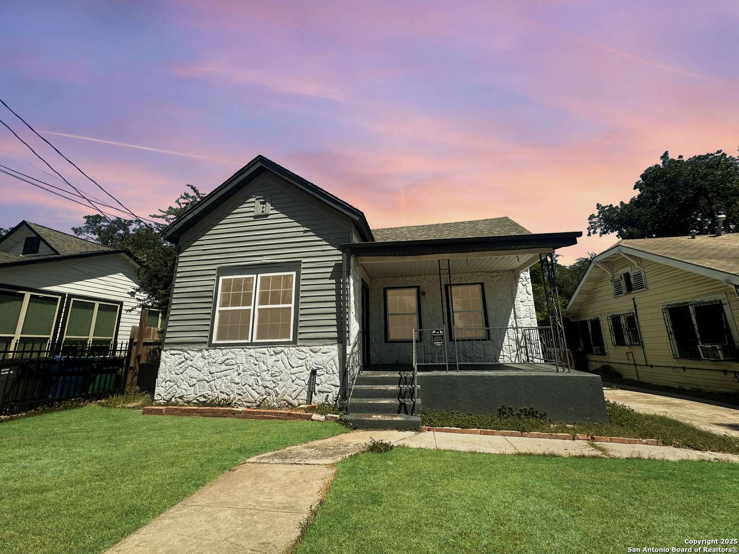 San Antonio, TX 78202,2235 Houston