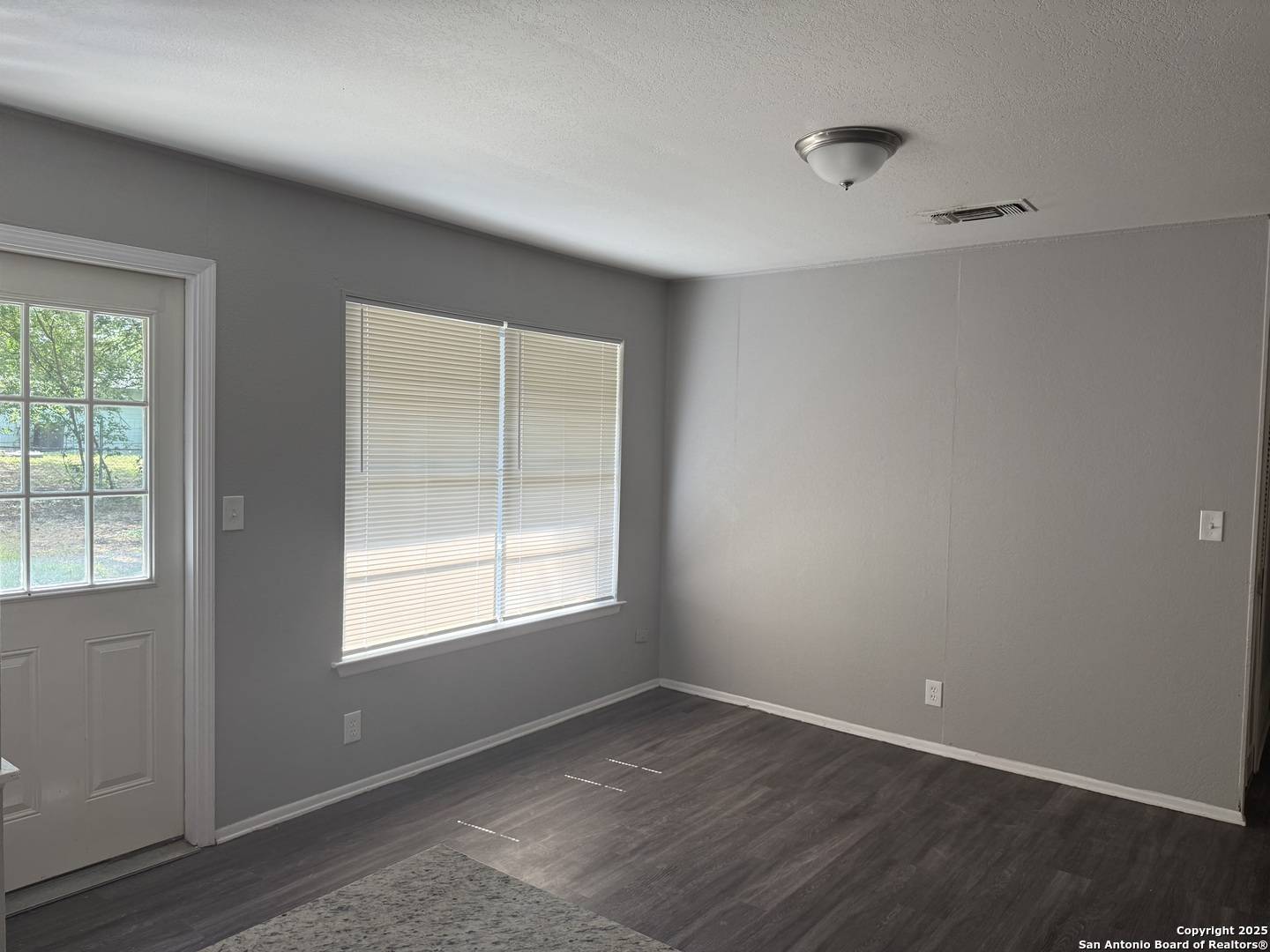 San Antonio, TX 78239,7822 mountain frst