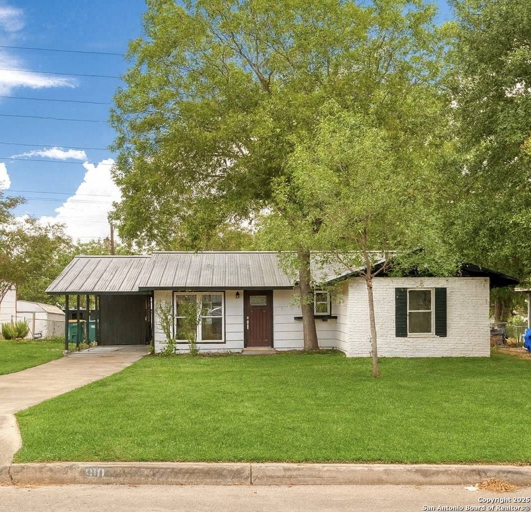 Universal City, TX 78148,910 Stonegate