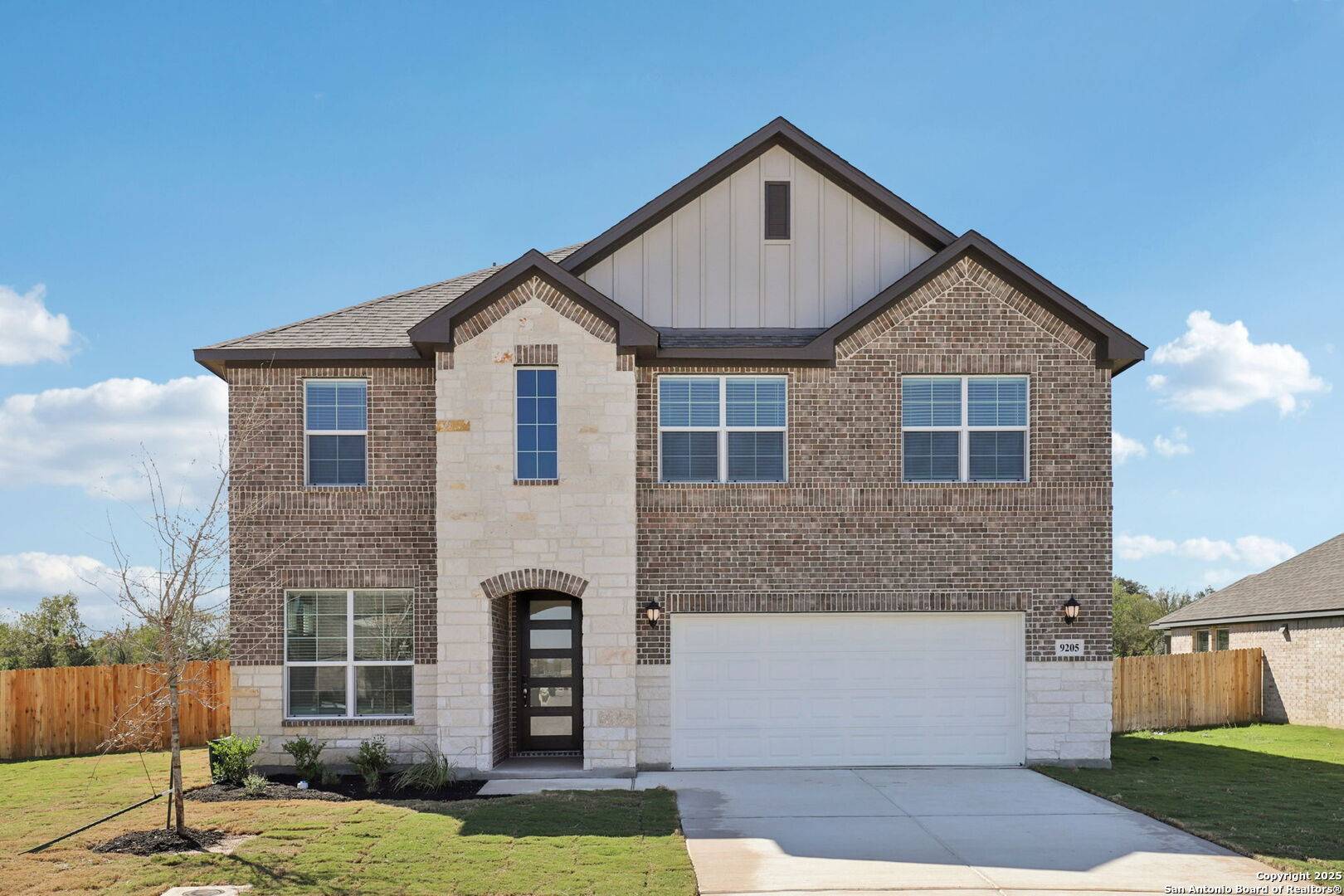 Schertz, TX 78154,9205 Quail Crest