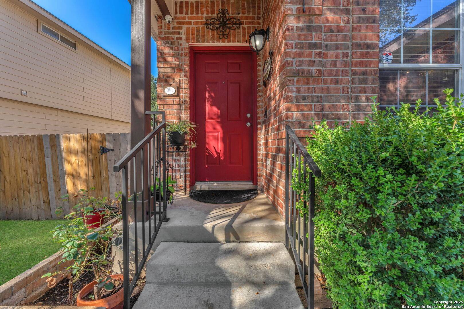 San Antonio, TX 78247,15931 Darlington Gap