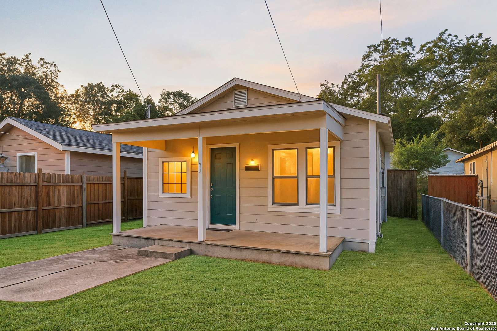 San Antonio, TX 78207,2038 hidalgo