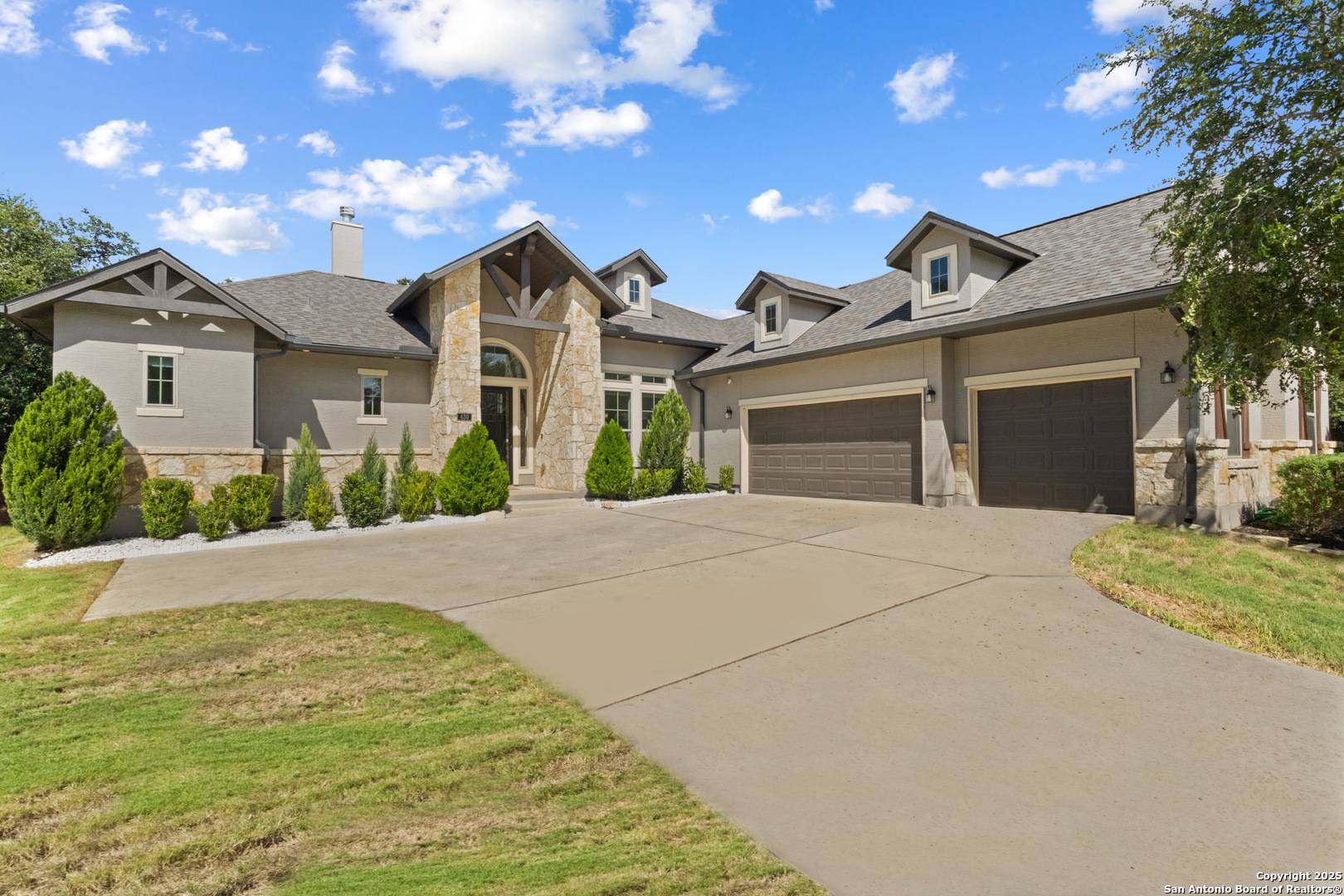 Castroville, TX 78009,430 James Way