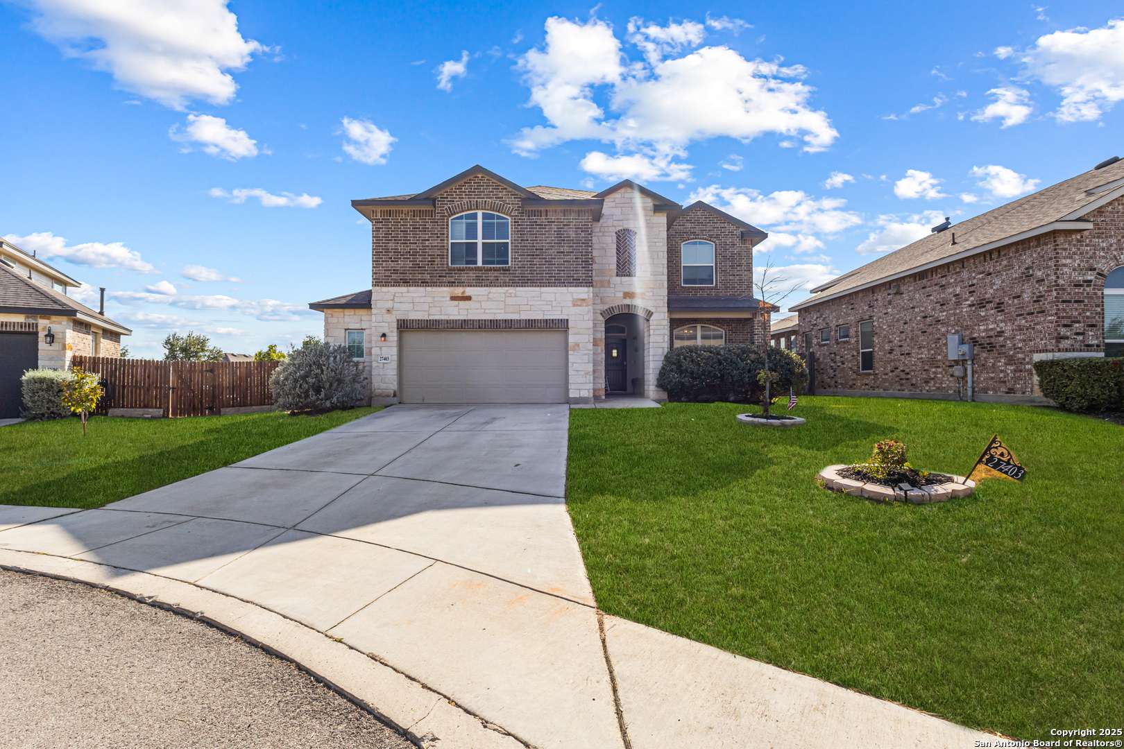 Boerne, TX 78015,27403 Falls Bridge