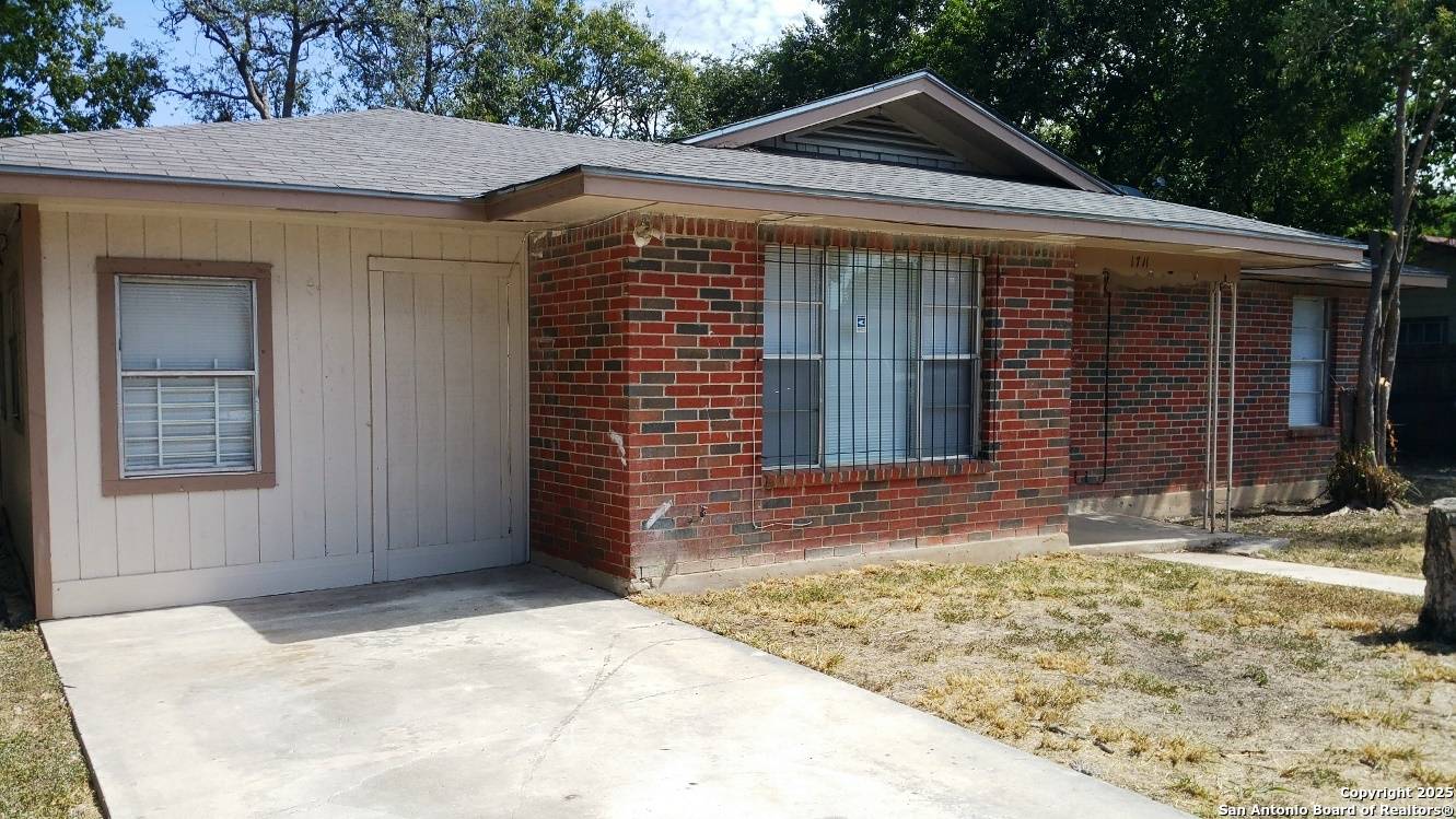 San Antonio, TX 78207-6040,1711 VERA CRUZ