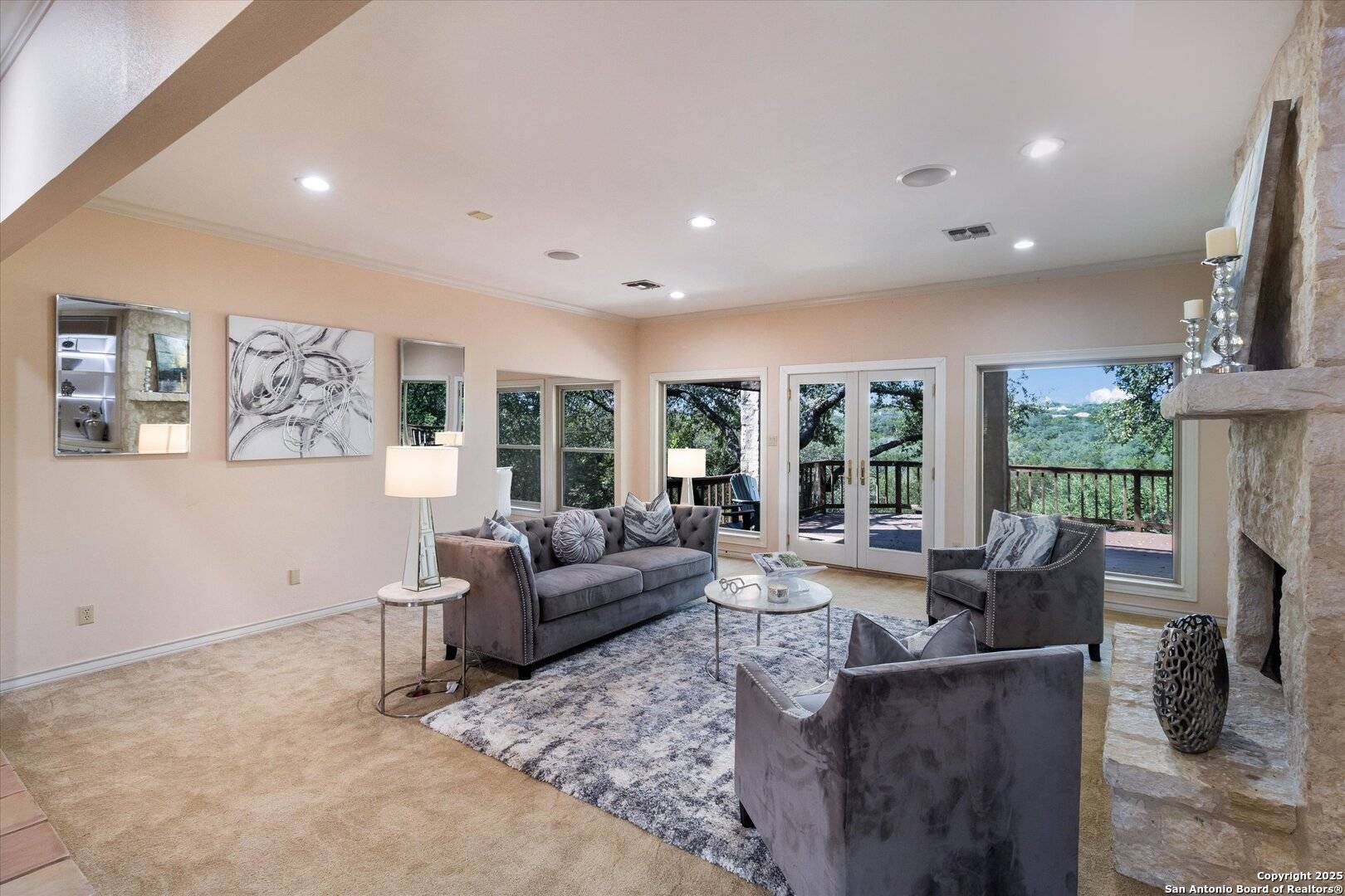 San Antonio, TX 78232-2606,2663 Rim Oak