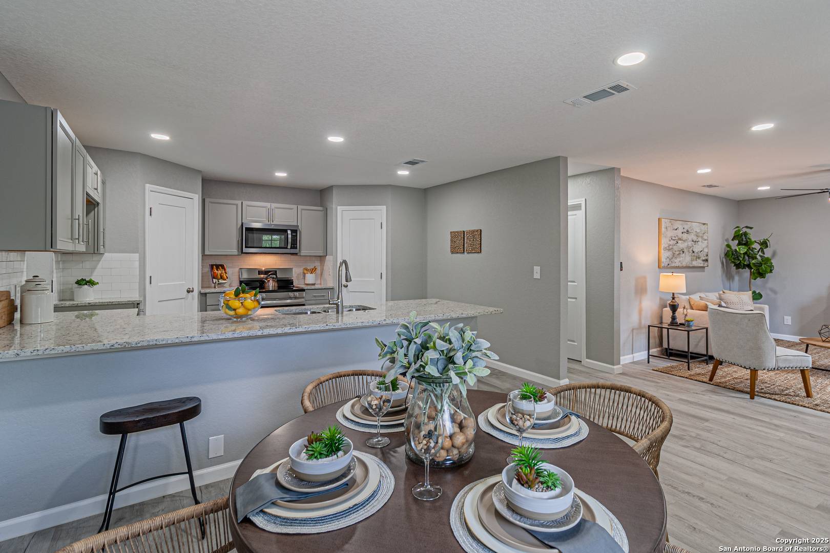 San Antonio, TX 78228,4935 Bartmer