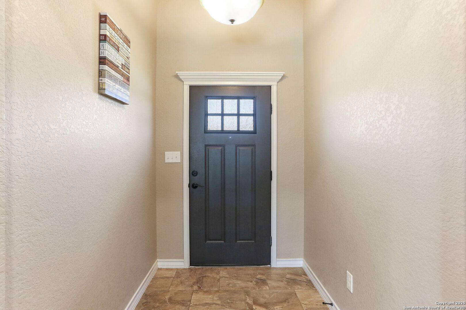 Floresville, TX 78114,124 Ridgecrest