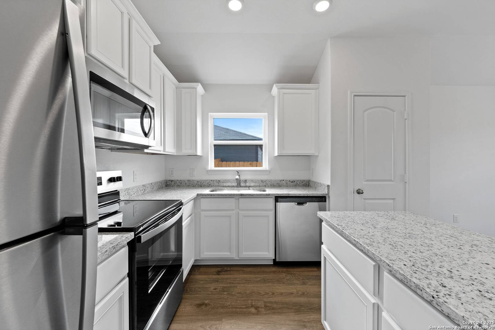 Lytle, TX 78052,16024 Stratford Cove