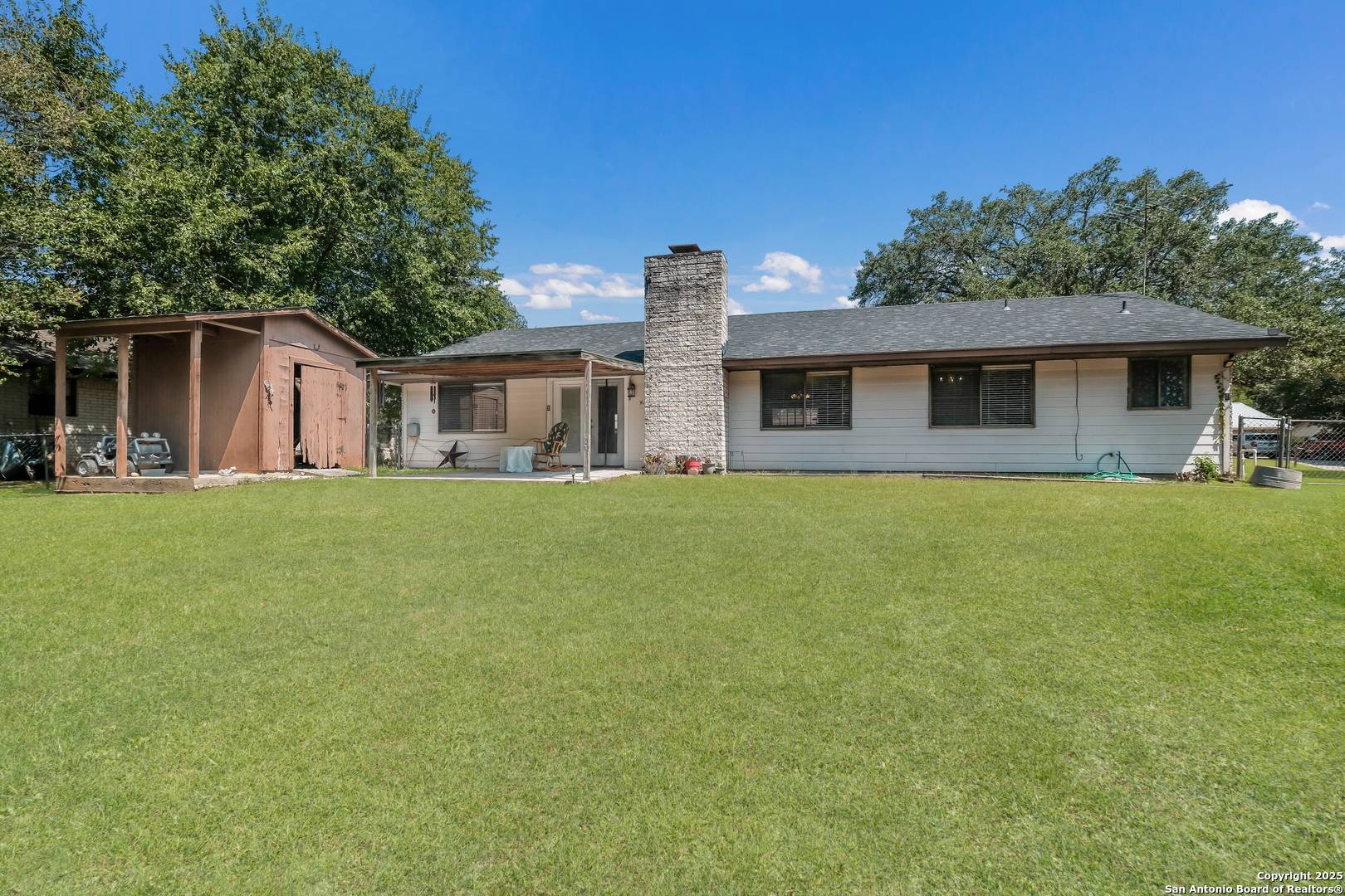 Seguin, TX 78155,106 Forest