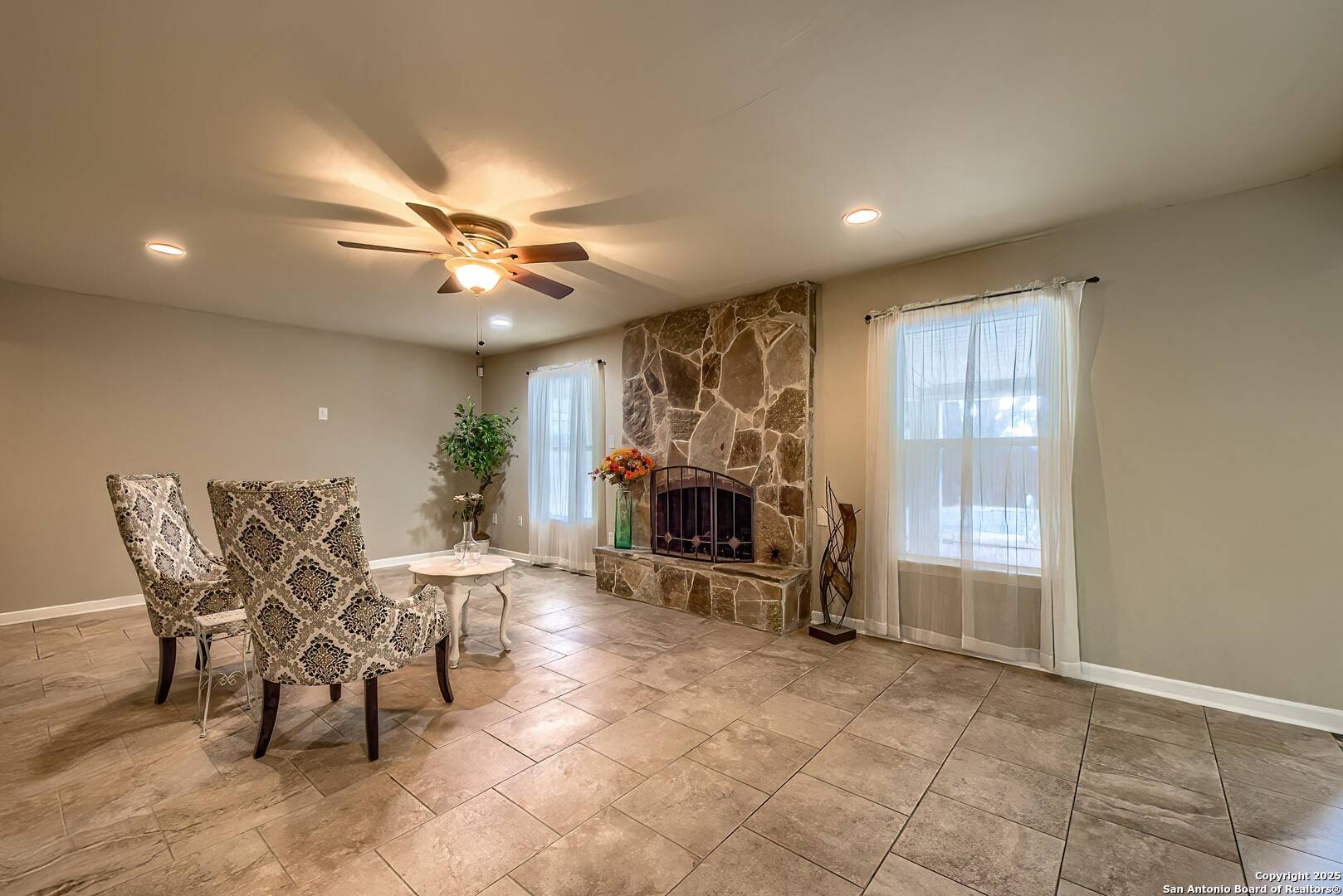 Universal City, TX 78148,8326 Delphian