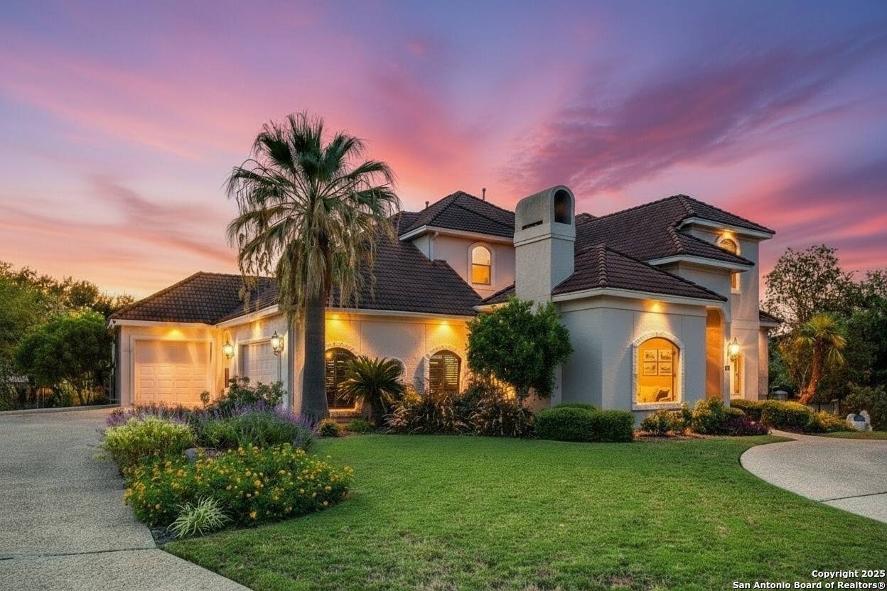 San Antonio, TX 78258,915 Campanile