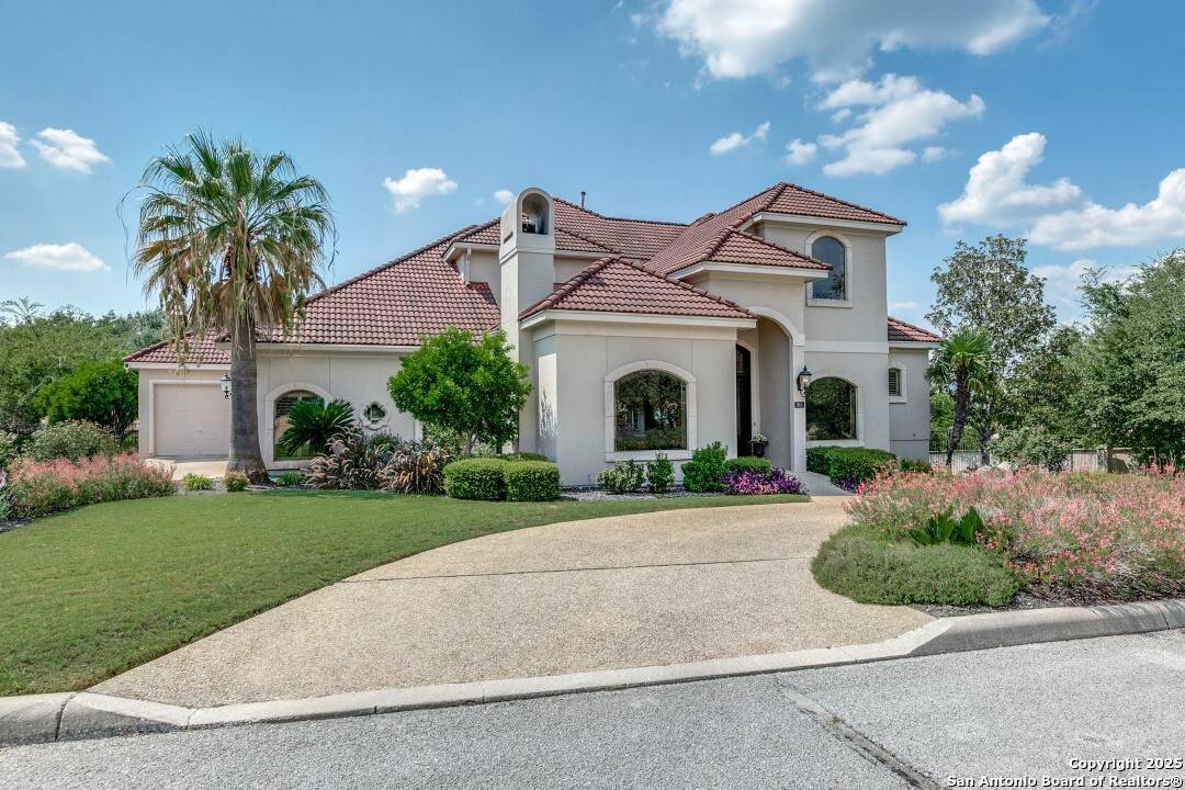 San Antonio, TX 78258,915 Campanile