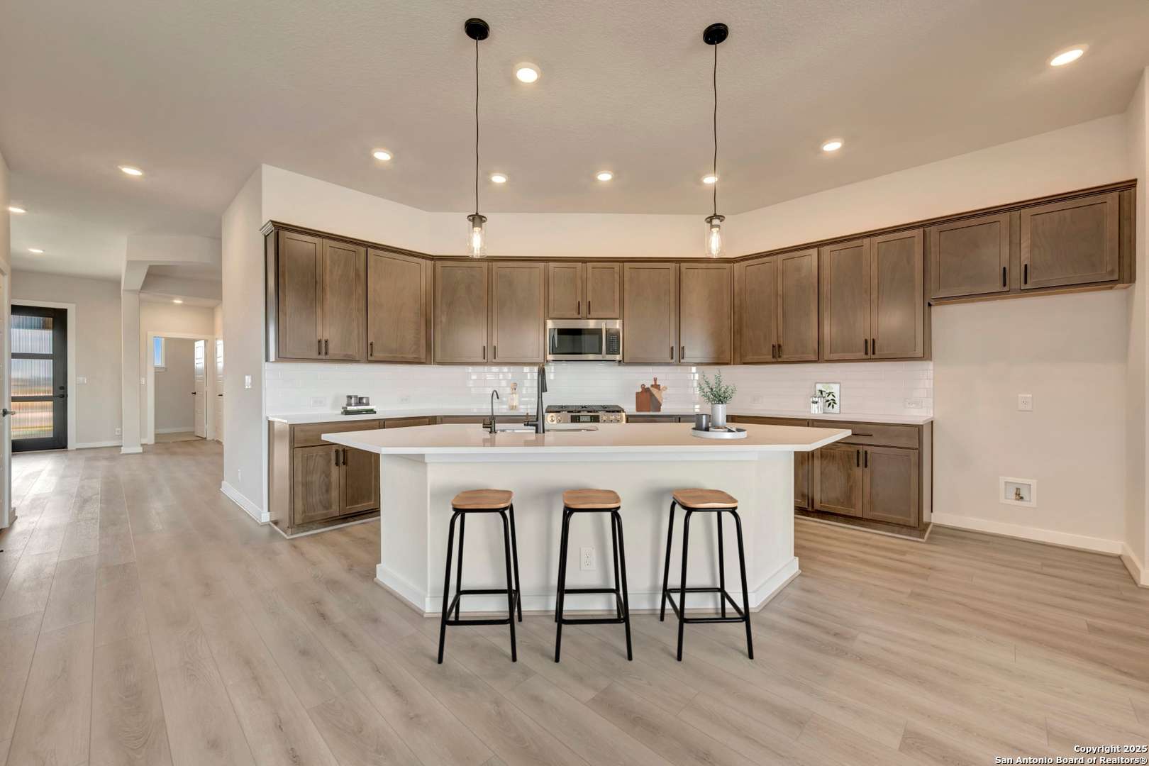 New Braunfels, TX 78130,5970 Edna