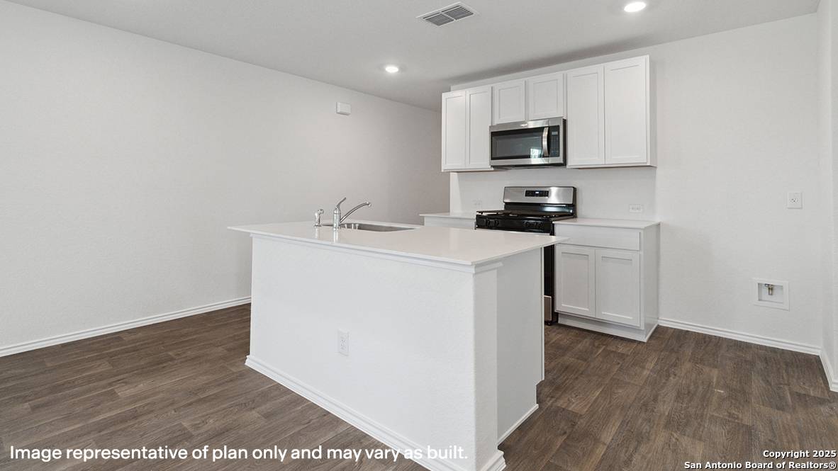 San Antonio, TX 78253,1670 House Finch Drive