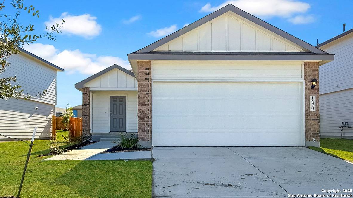 San Antonio, TX 78253,1670 House Finch Drive