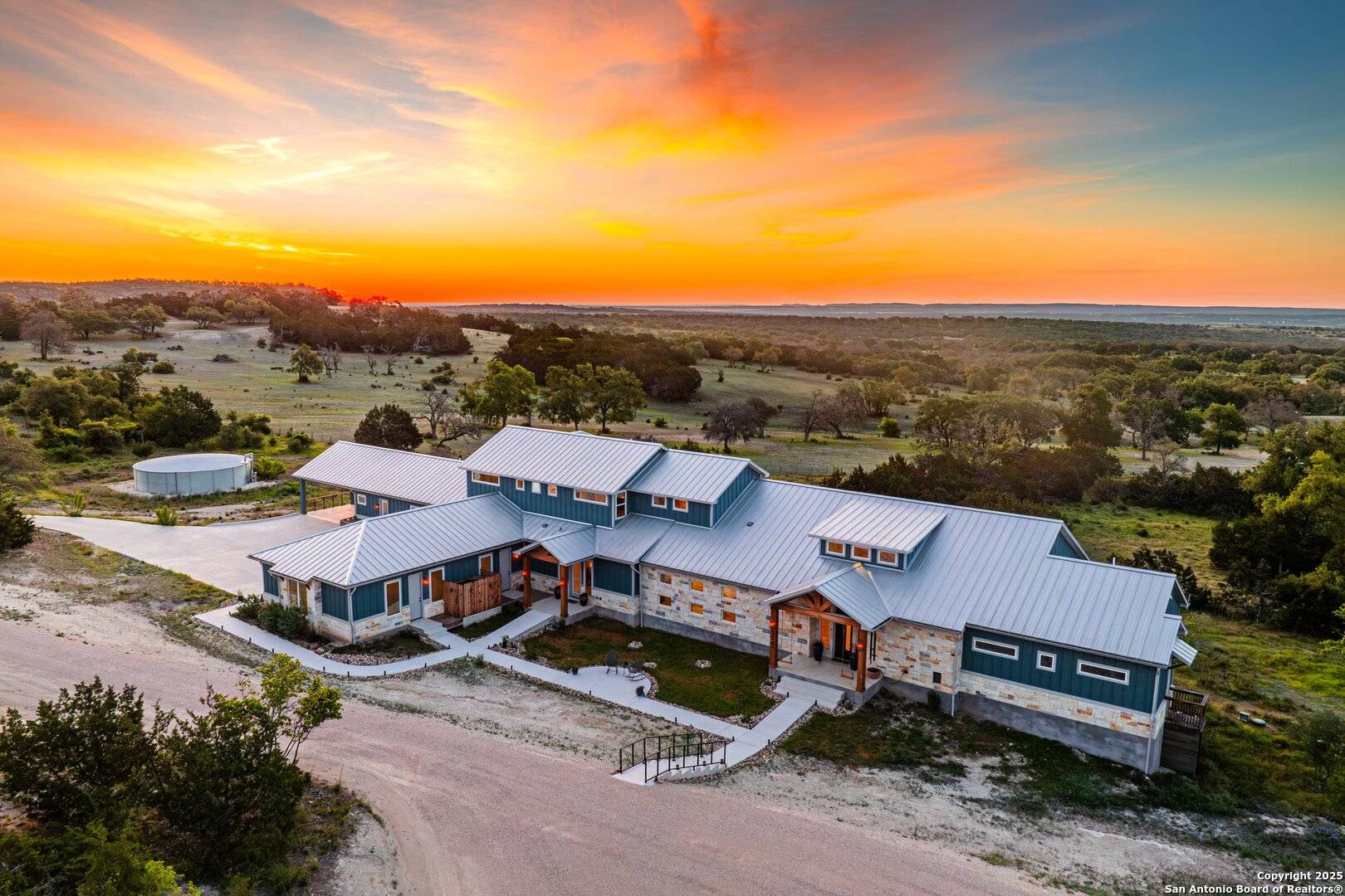 Fredericksburg, TX 78624,554 Seven Falls Dr