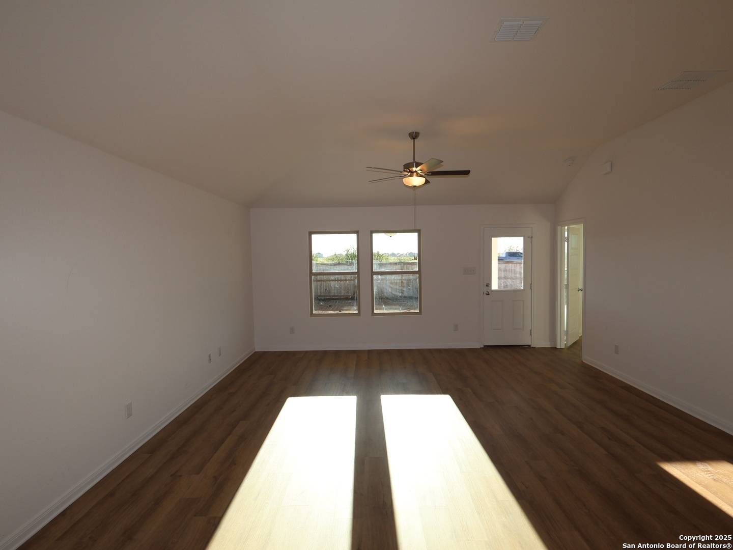 San Antonio, TX 78222,8416 Roadrunner Passage