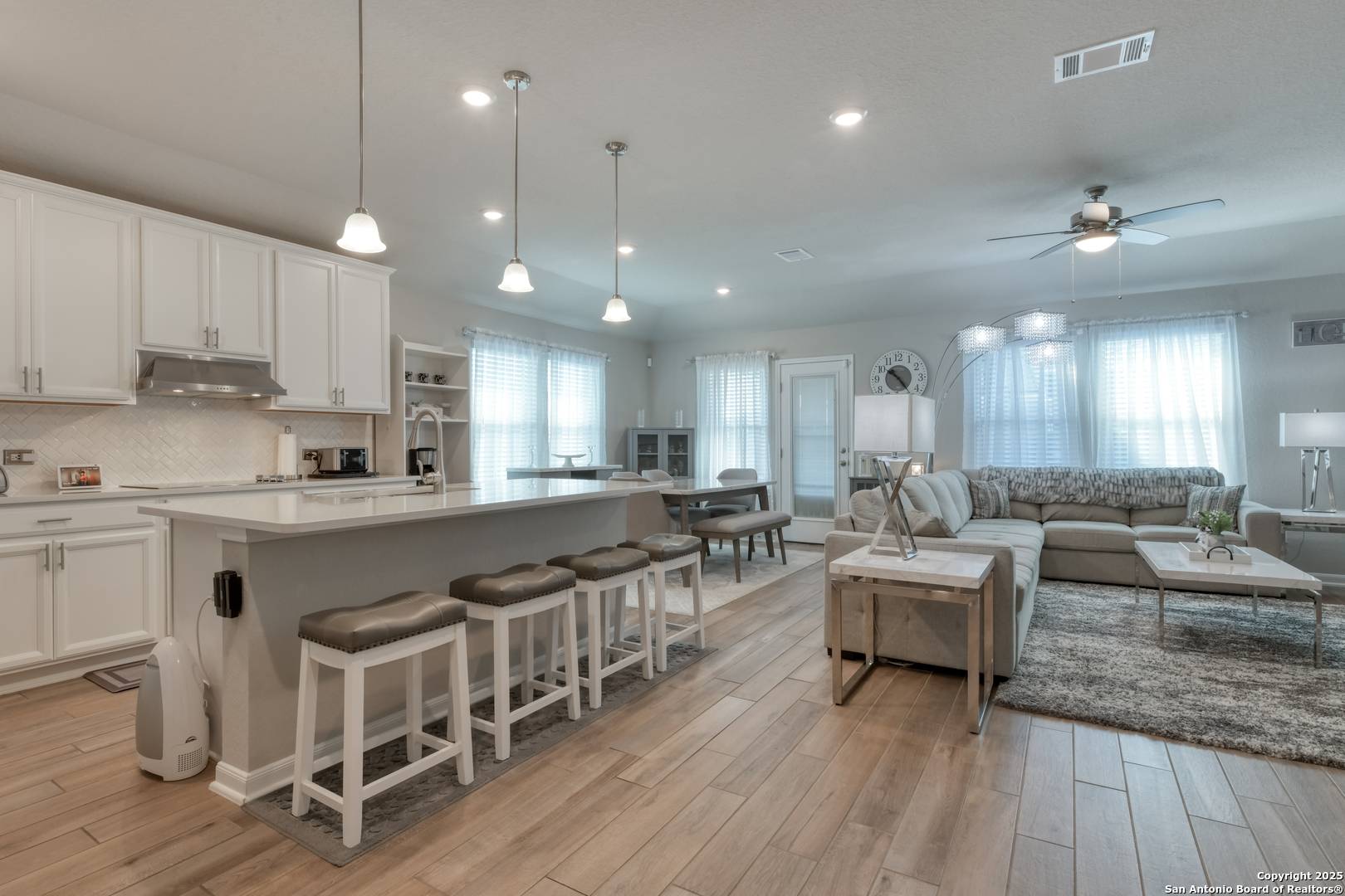 Schertz, TX 78154,3056 Beringer