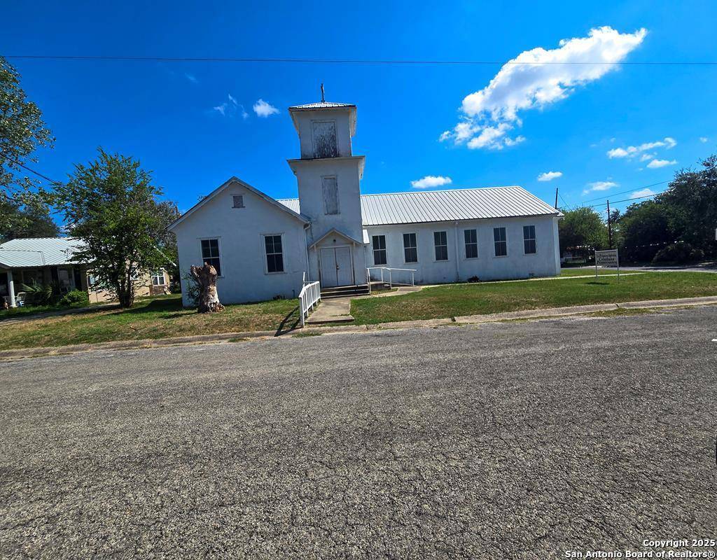 Beeville, 78102,201, 205 Clare