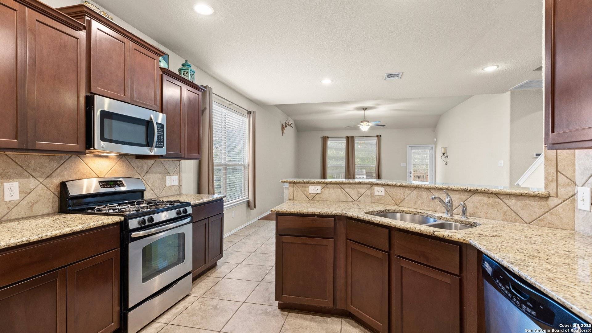 San Antonio, TX 78245,1227 Stable Glen