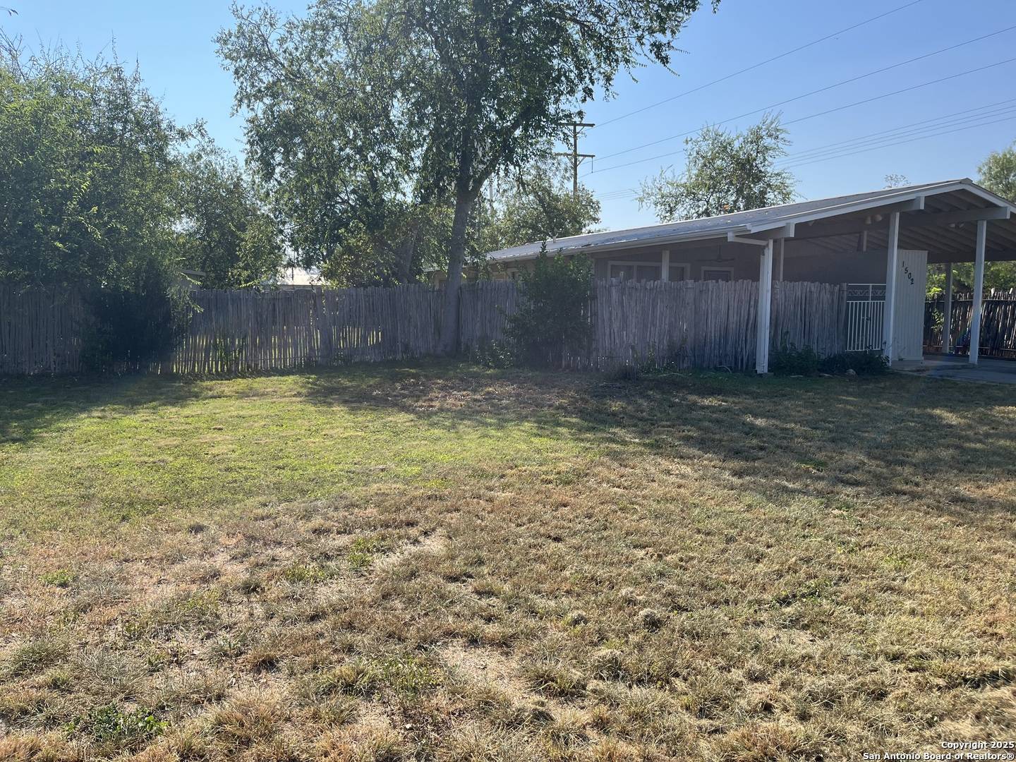 Uvalde, TX 78801,1502 N Park