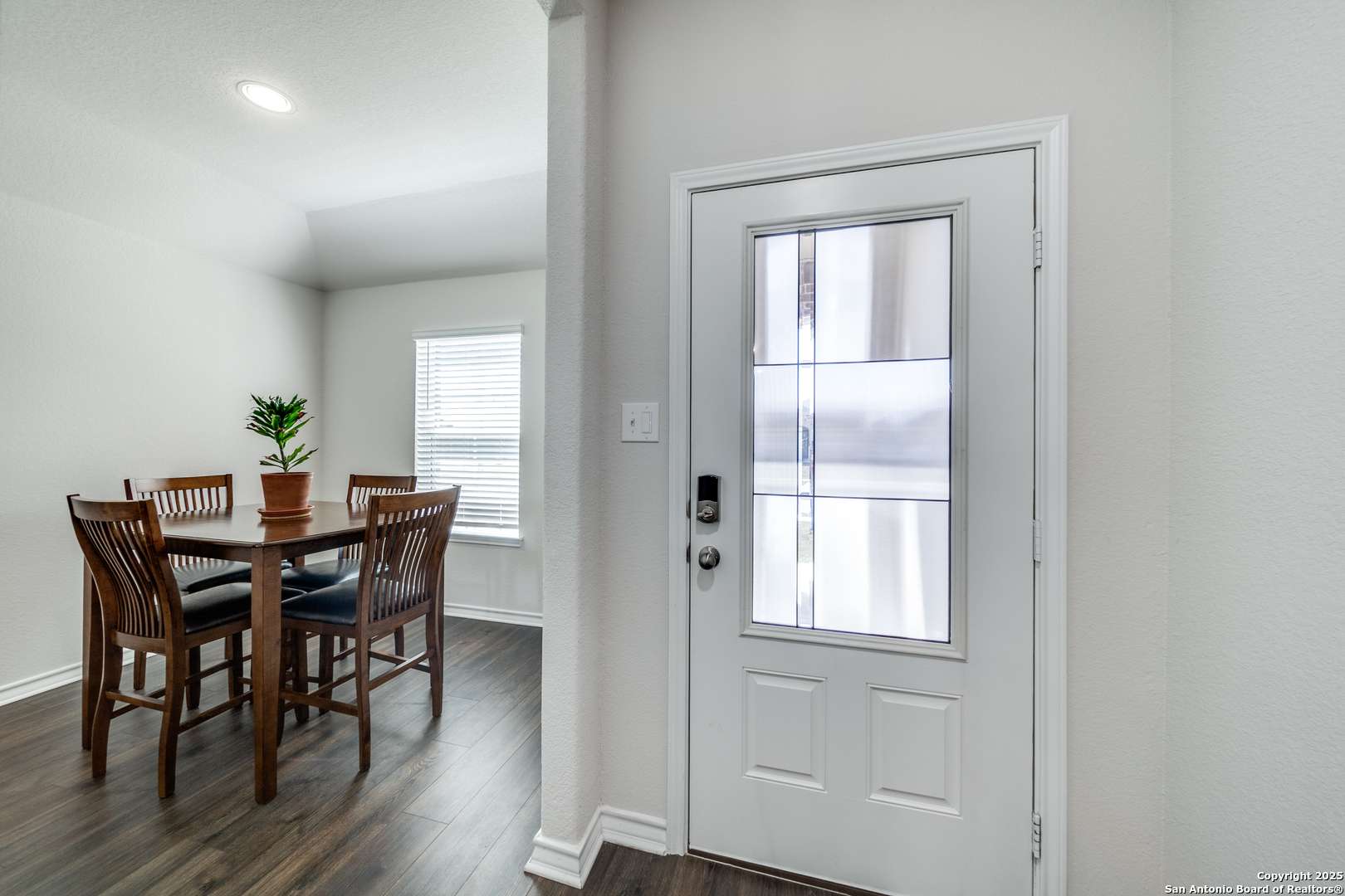 New Braunfels, TX 78130,384 Walnut Creek