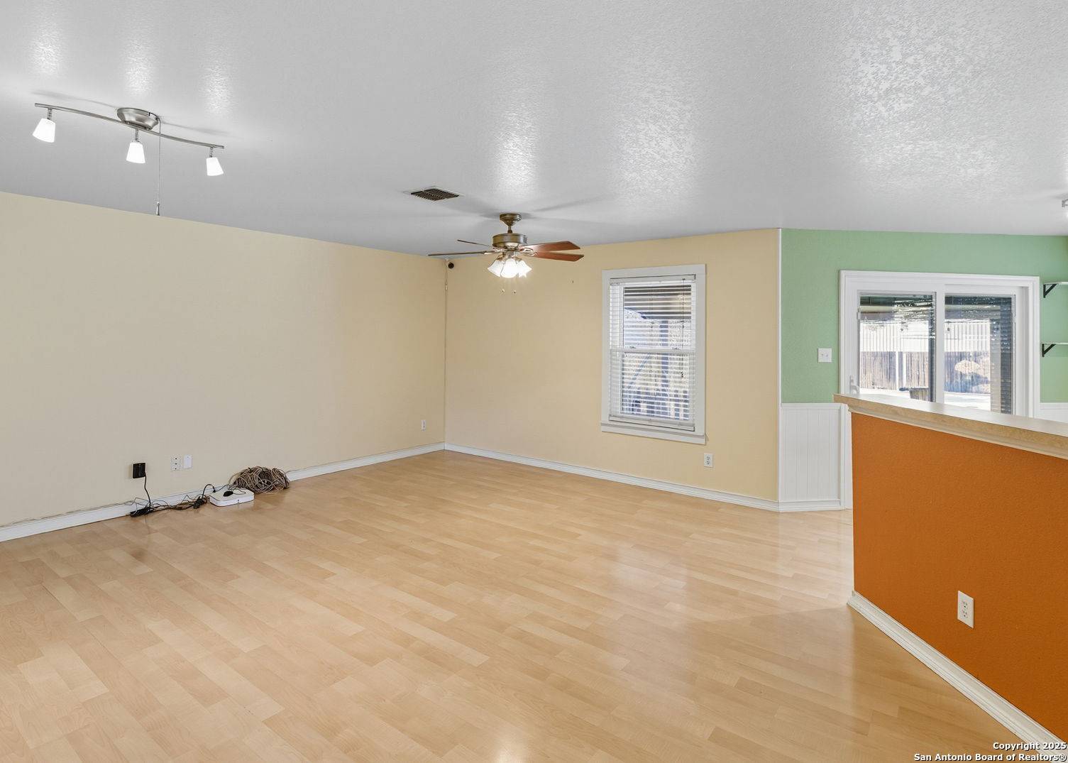 New Braunfels, TX 78130,3223 Crested Creek