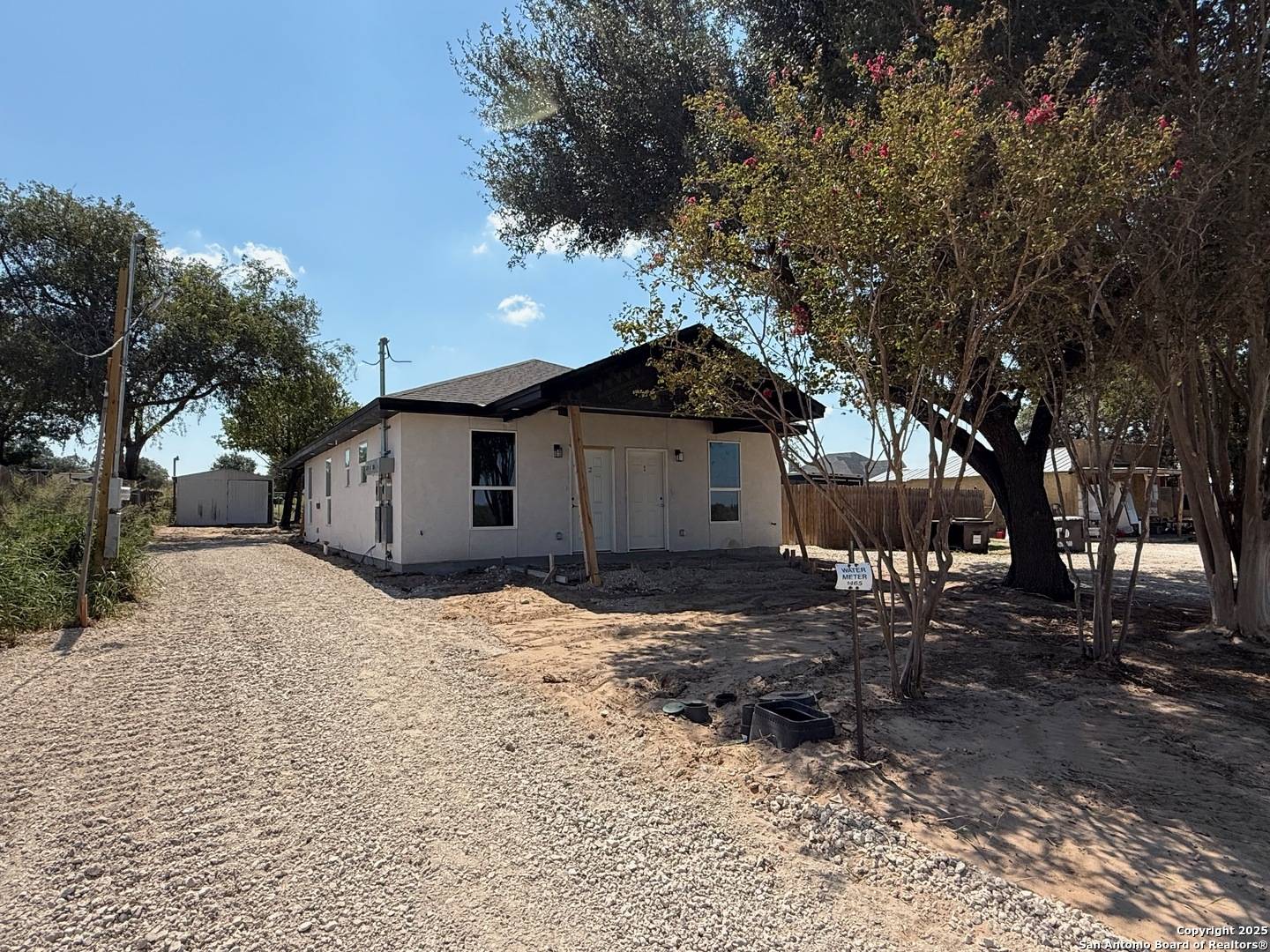 Natalia, TX 78059,3274 N IH 35