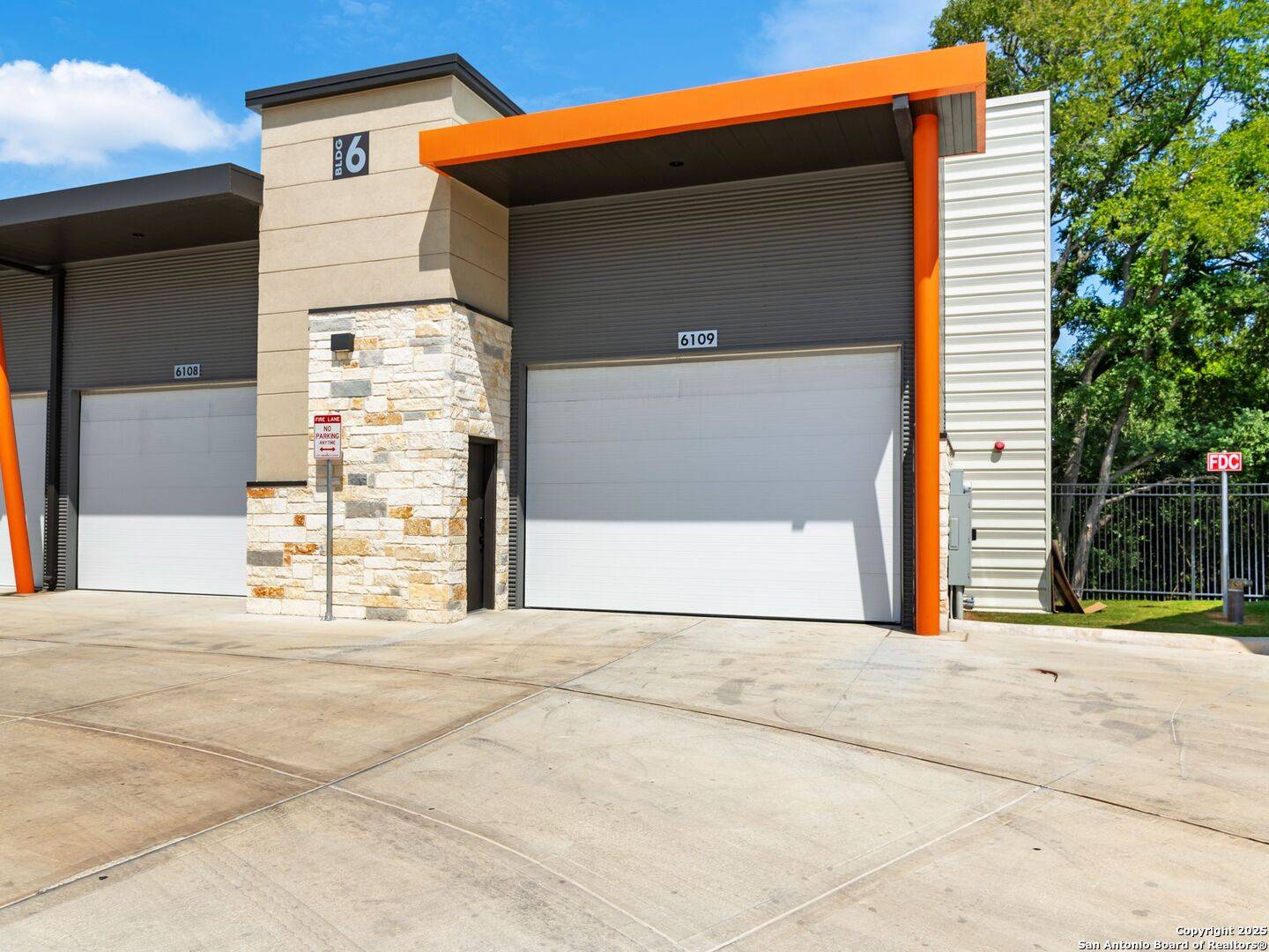 San Antonio, TX 78256,7231 Stonewall UNIT # 6109