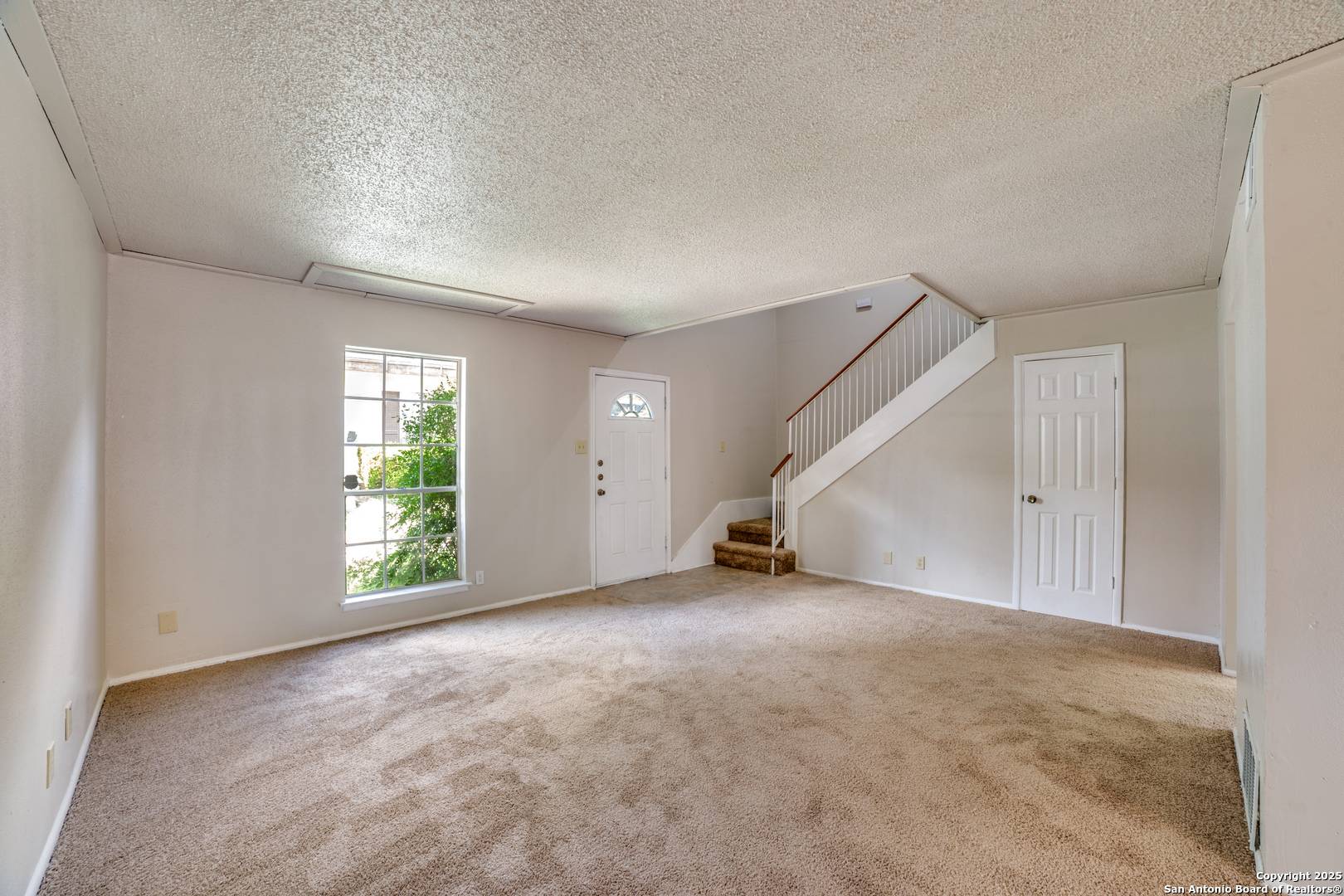 San Antonio, TX 78240,6427 Wurzbach